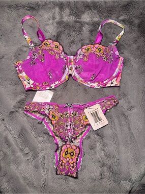 Savage X Fenty Juicy Purple Poppy Underwire Unlined Balconette Bra & Thong Set